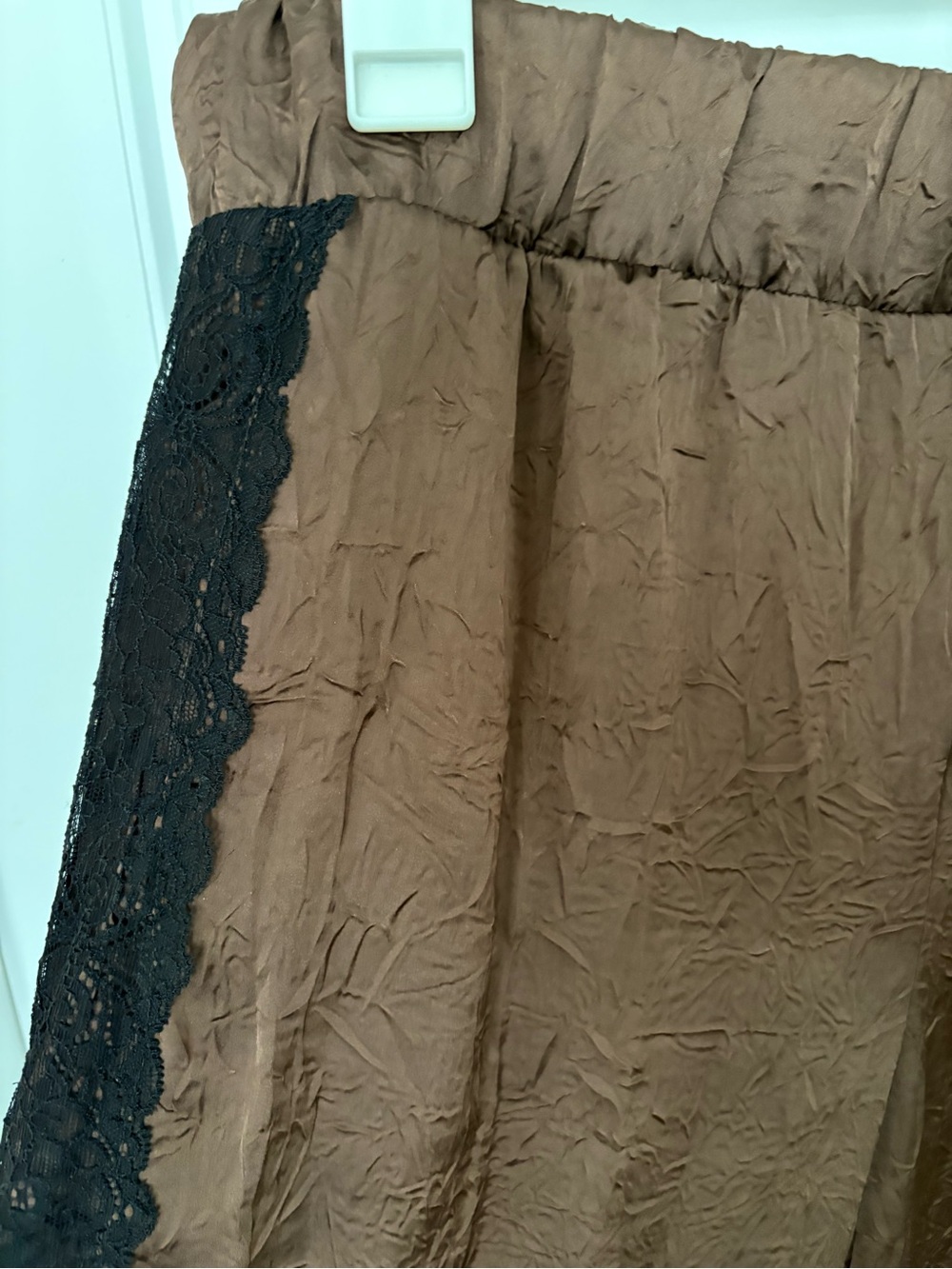 Anthropologie Chocolate Brown Wide-Leg Pants with Black Lace Side Trim - Picture 3 of 4